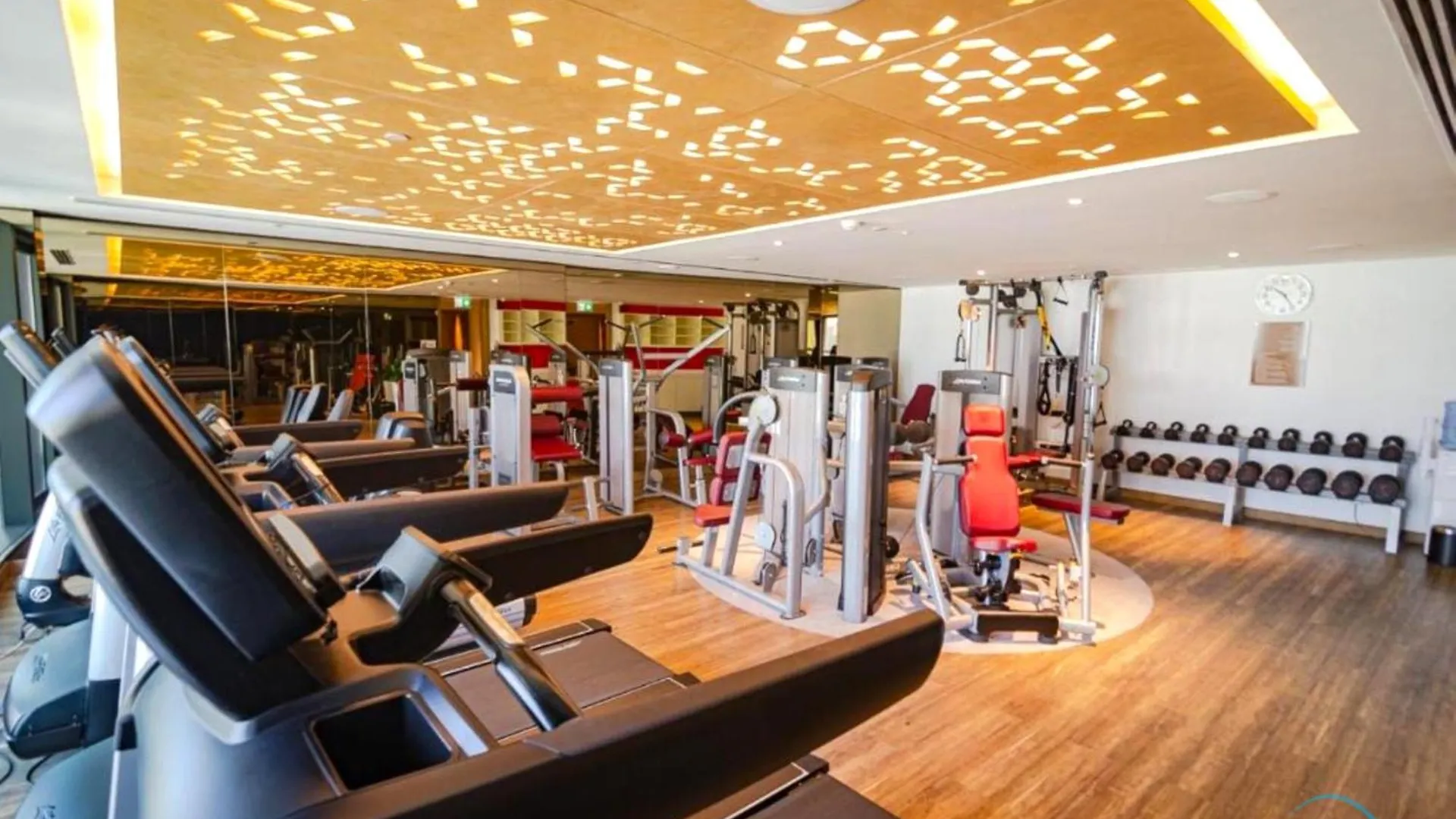 Stylish 1Br In Damac Towers By Paramount B, Business Bay By Deluxe Holiday Homes دبي