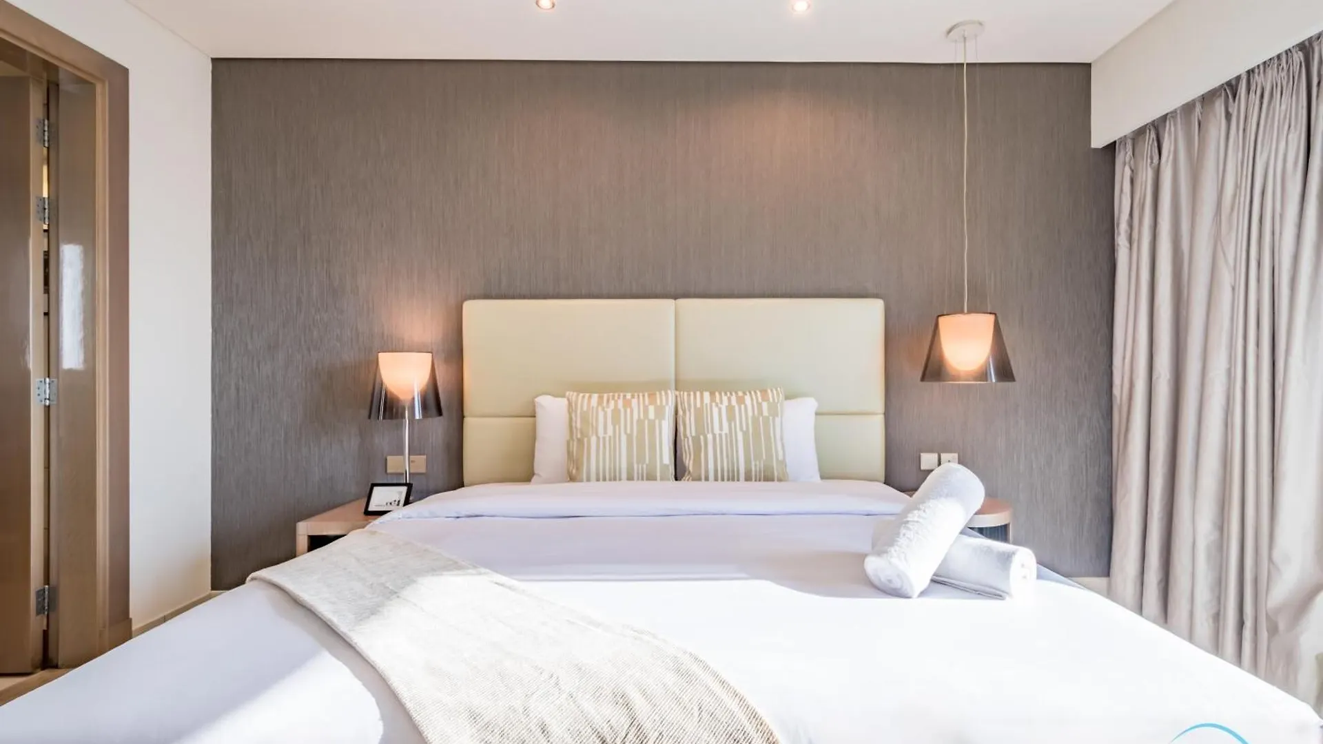 Stylish 1Br In Damac Towers By Paramount B, Business Bay By Deluxe Holiday Homes Dubai Apartment