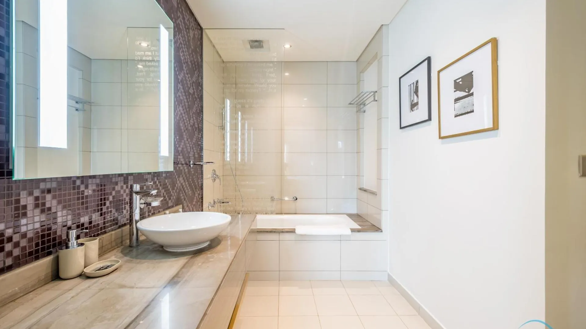 Stylish 1Br In Damac Towers By Paramount B, Business Bay By Deluxe Holiday Homes Dubai Apartment