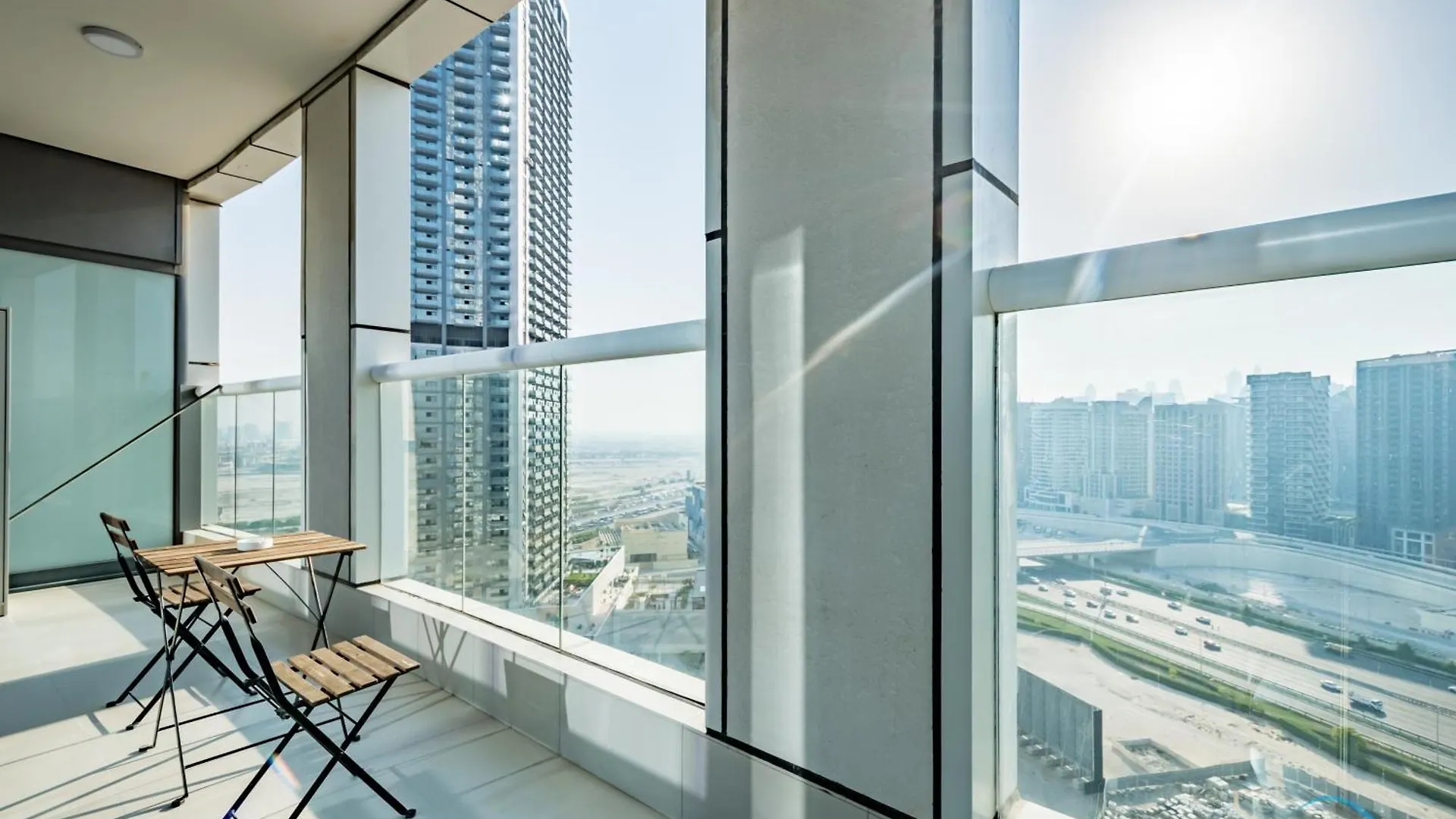 Stylish 1Br In Damac Towers By Paramount B, Business Bay By Deluxe Holiday Homes Dubai Apartment